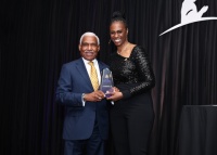 St. Jude Legacy award recipient A C Wharton, Jr. with Kera Wright, Chief Financial Officer for ALSAC, the fundraising and awareness organization for St. Jude Children’s Research Hospital. (Photo: Business Wire)