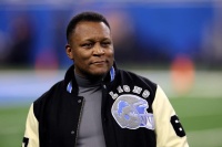 (BPRW) Football Legend Barry Sanders’ Heart Attack Tackles This Disease in New Documentary