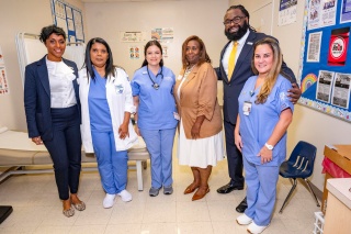 Photo Credit: Ricardo Reyes, Sonshine Communications