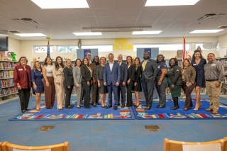 Photo Credit: Ricardo Reyes, Sonshine Communications