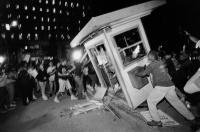 (BPRW) NATIONAL GEOGRAPHIC DOCUMENTARY FILMS AND ACADEMY AWARD-WINNING DIRECTORS DAN LINDSAY AND TJ MARTIN MARK THE 25th ANNIVERSARY OF THE LOS ANGELES RIOTS WITH THE POWERFUL NEW FILM 'LA 92'